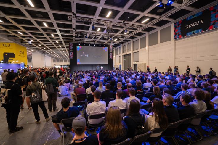 A packed conference hall at WeAreDevelopers World Congress in Berlin